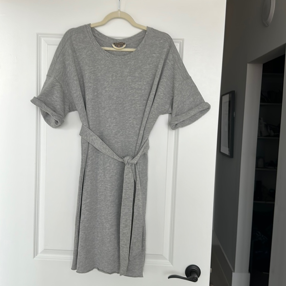 Lila P gray sweatshirt dress, super soft L